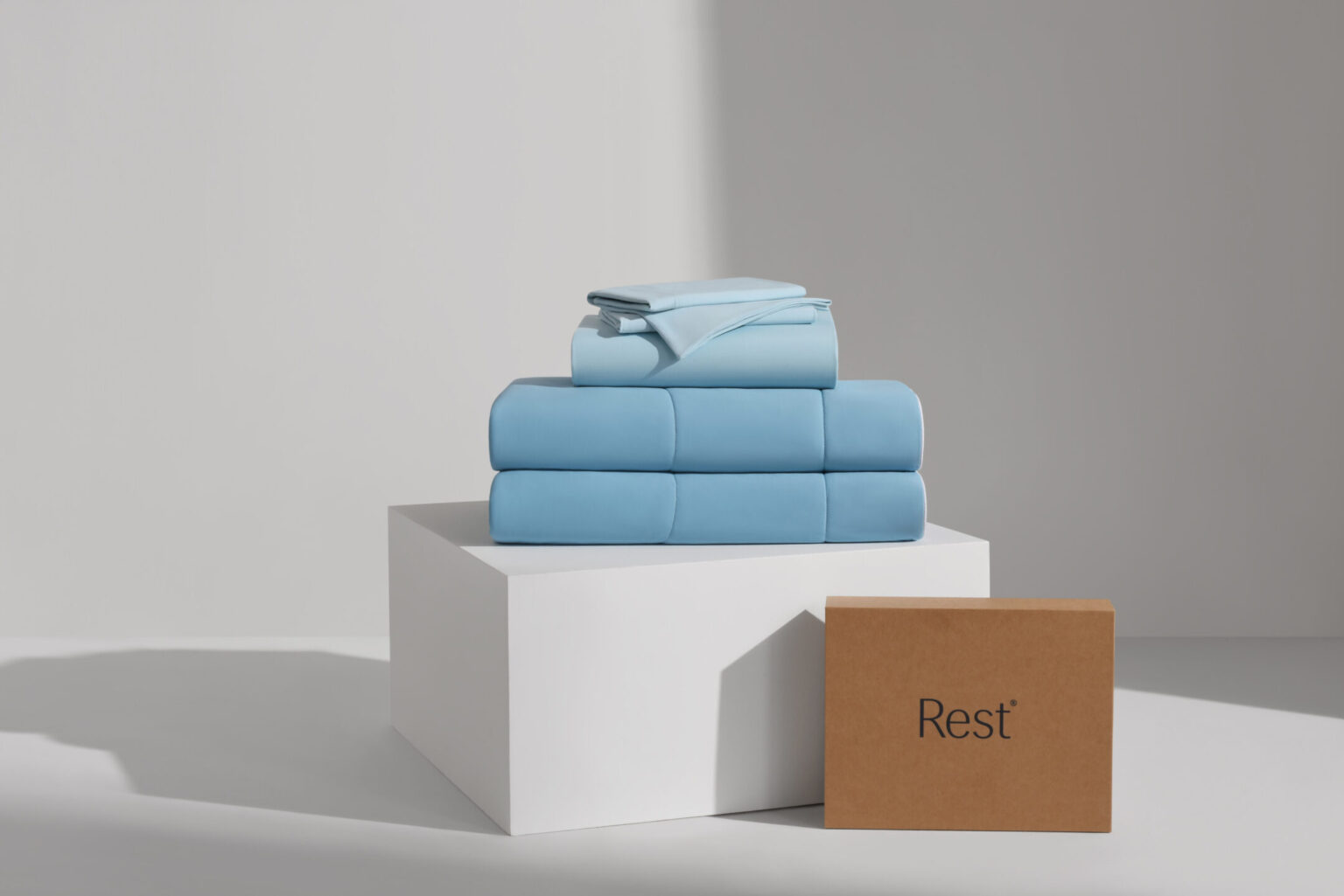 Rest Evercool Bedding Review: Cooling Comfort for Hot Sleepers